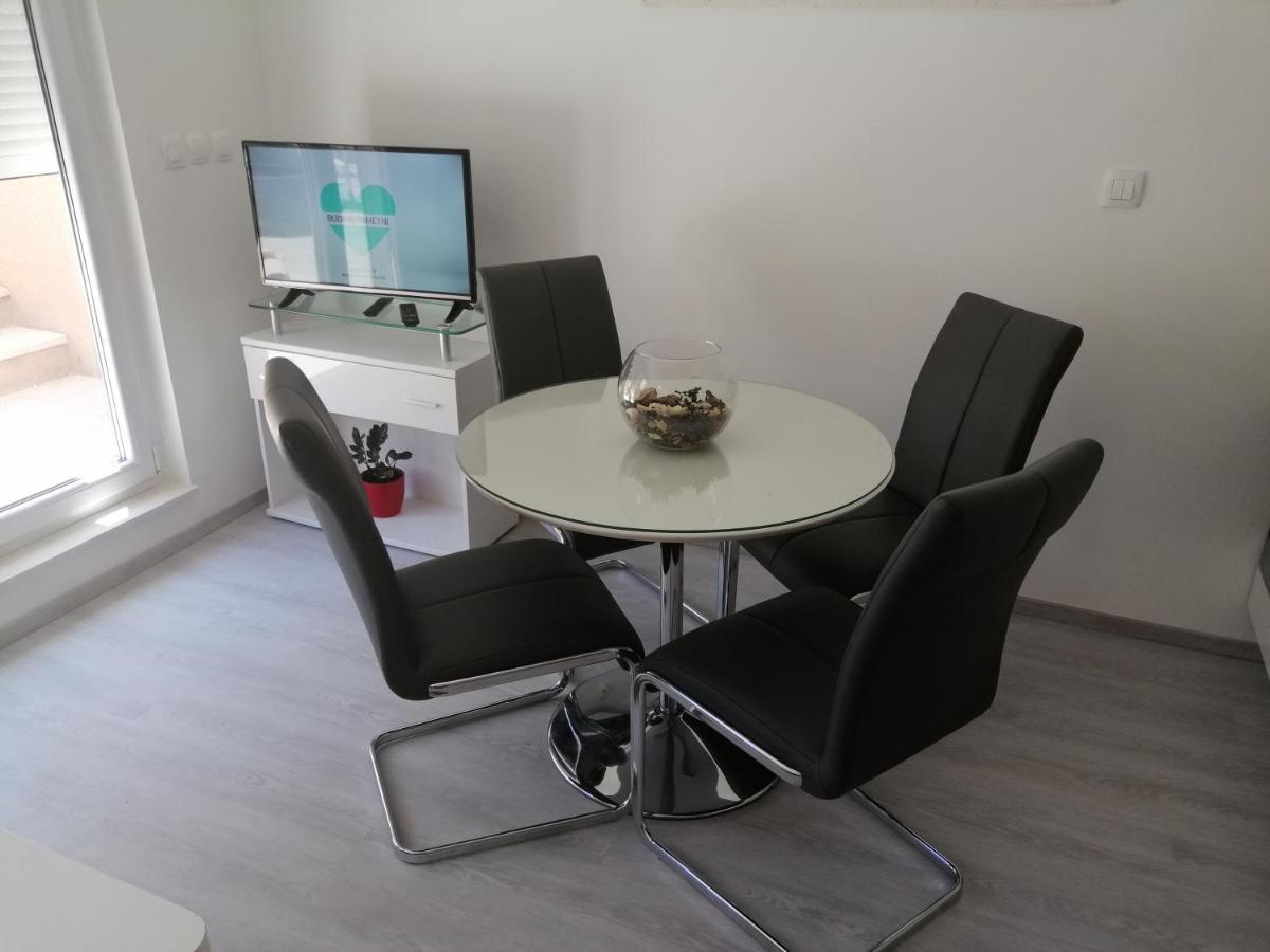 Leptir Apartment *